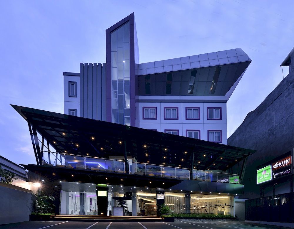 Oak Tree Urban Hotel Jacarta Exterior foto